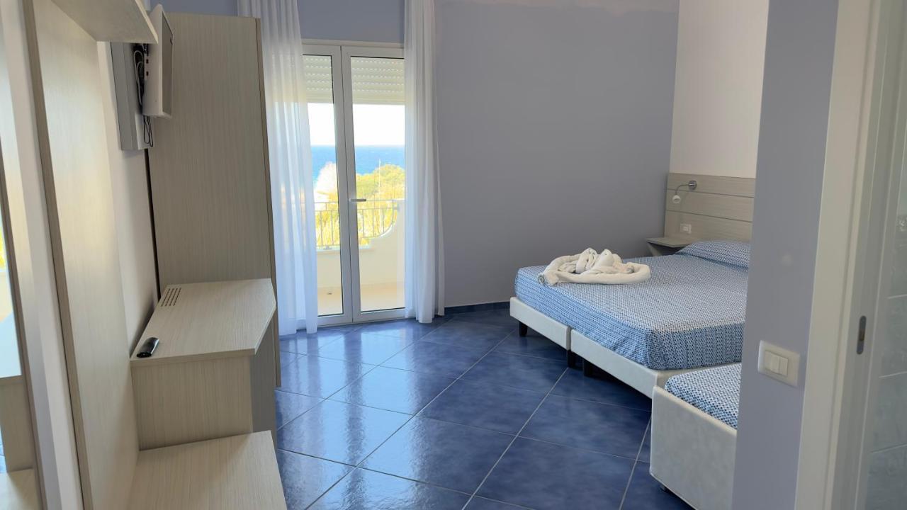 Hotel La Giara Zambrone Eksteriør billede