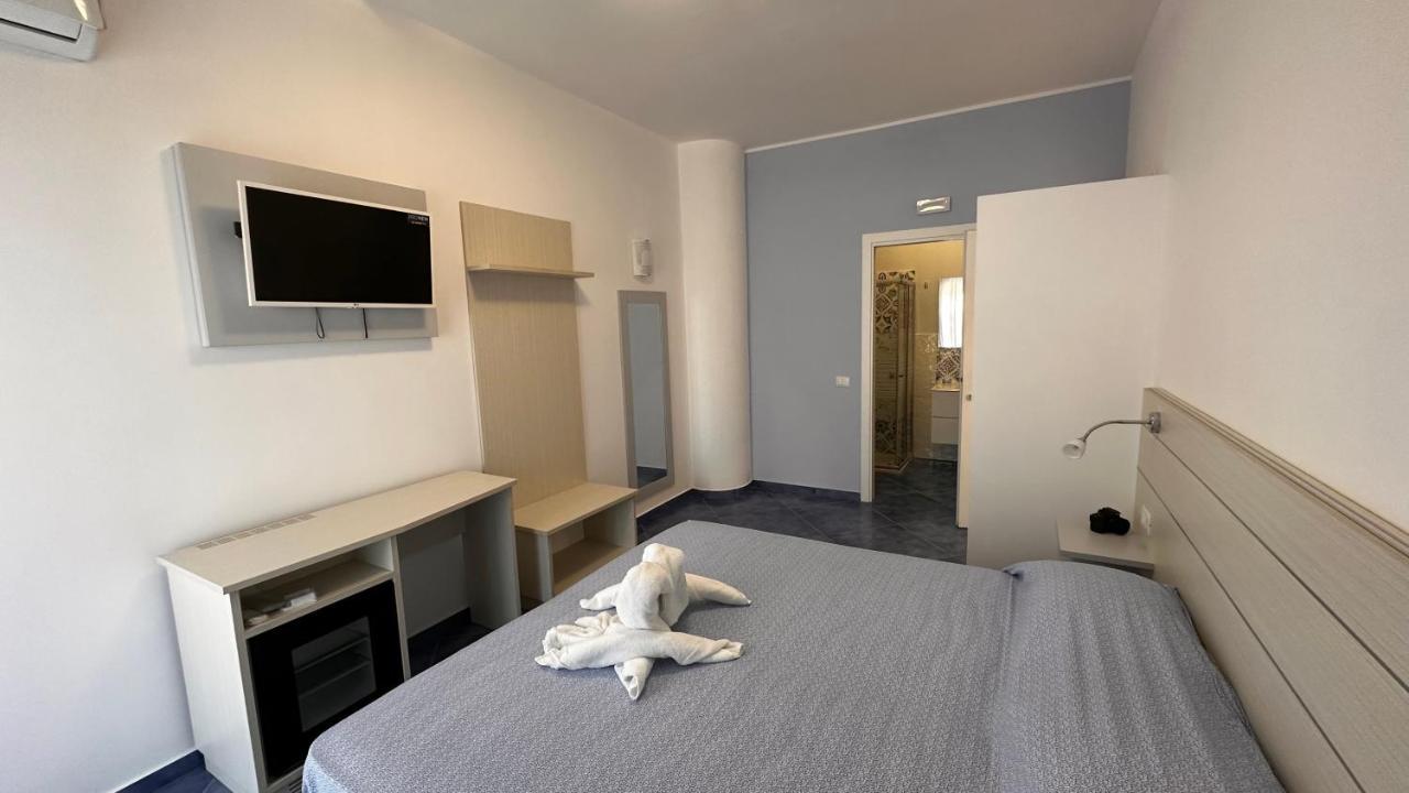 Hotel La Giara Zambrone Eksteriør billede