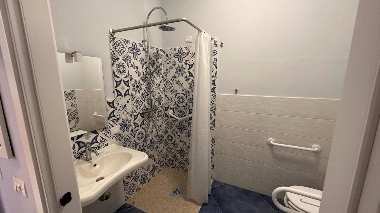 Hotel La Giara Zambrone Eksteriør billede