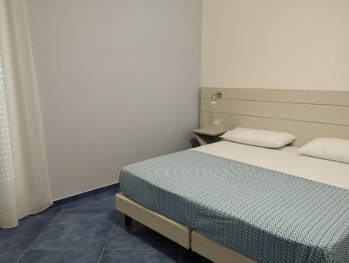 Hotel La Giara Zambrone Eksteriør billede